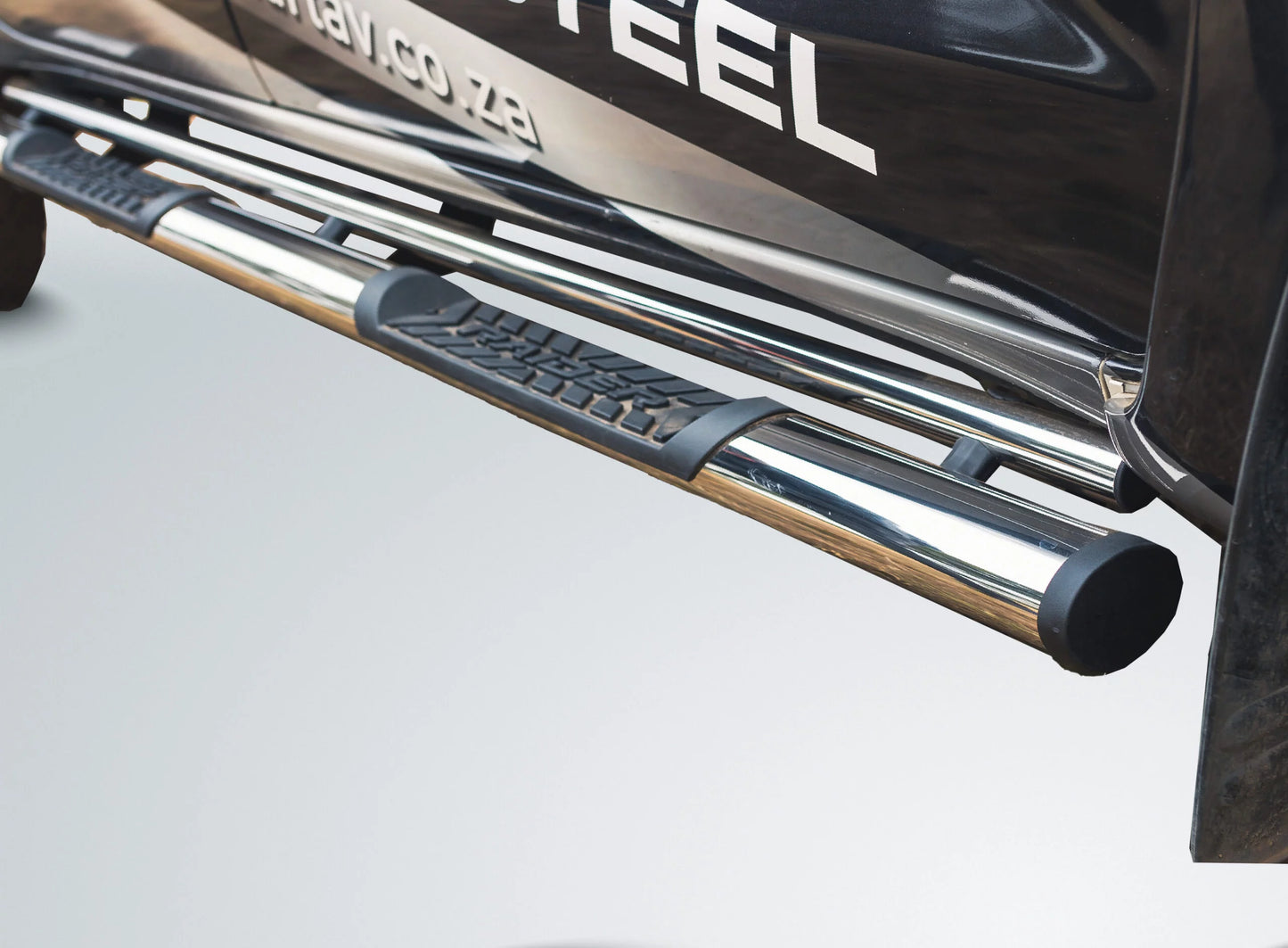 Toyota Hilux Side Steps Double Cab Stainless (2006 – 2015)
