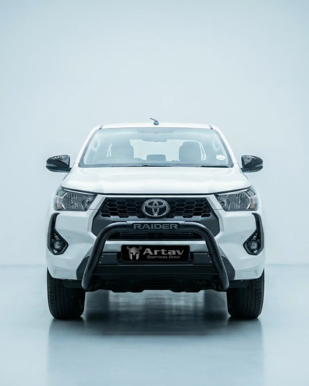 Toyota Hilux RAIDER Honeycomb Nudge Bar Black