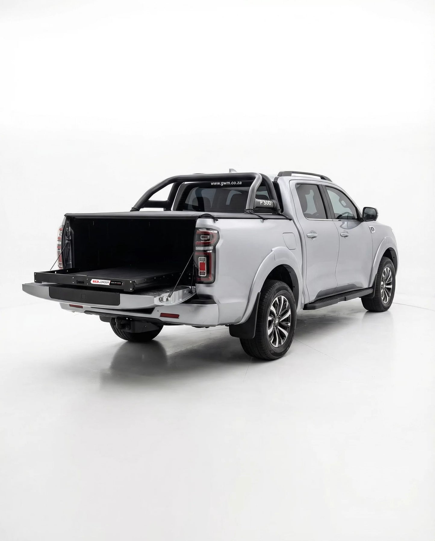 EeziLoader Cargo Slide Tray – GWM P-Series / P300 – Double Cab Model Only