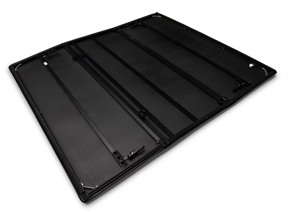 Trifold Hard Lockable Bakkie Tonneau Covers GWM P Series