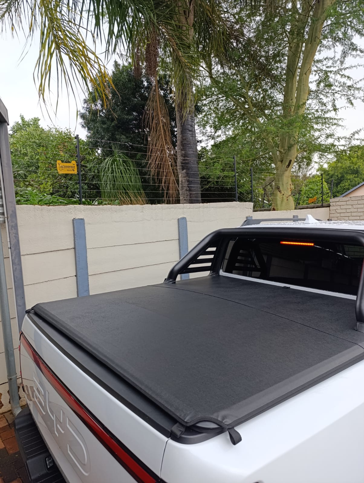 BYD Clip-on Tonneau Cover