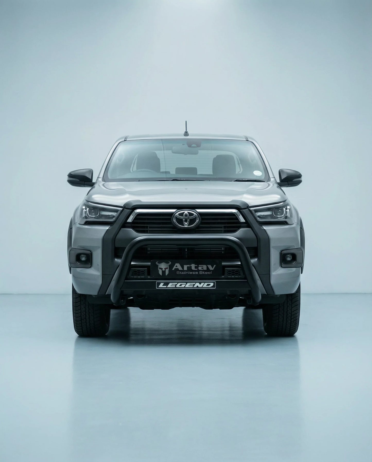 Toyota Hilux LEGEND Honeycomb Nudge Bar Black