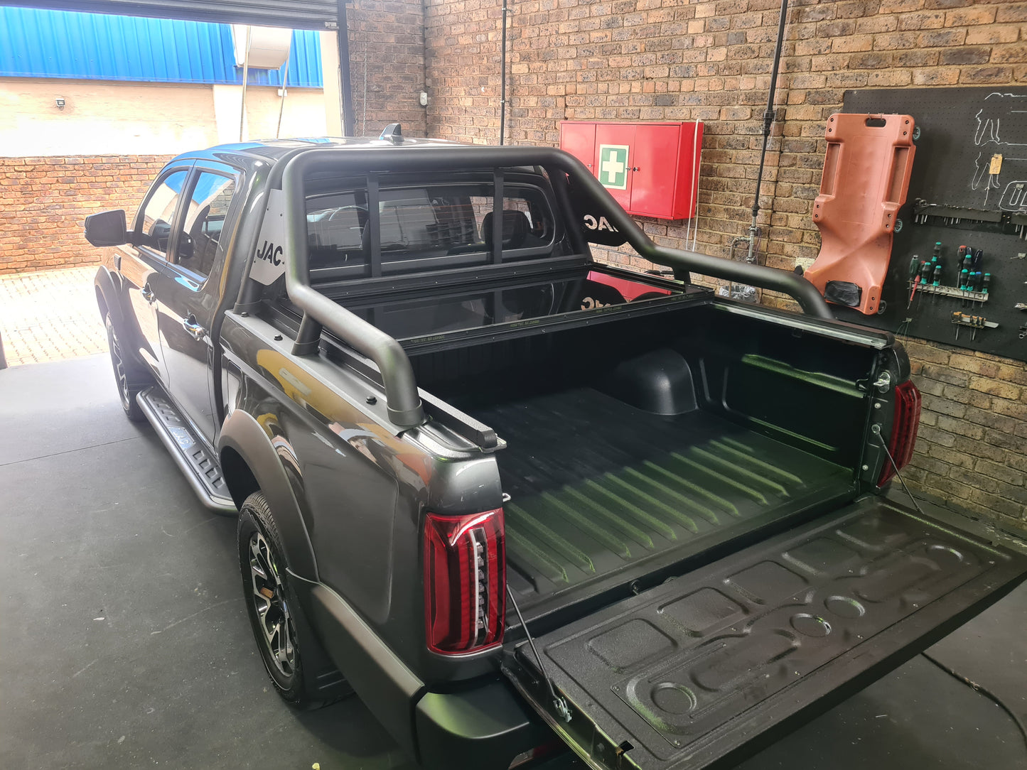 Aluminium Multiflex Hard Folding Covers - JAC