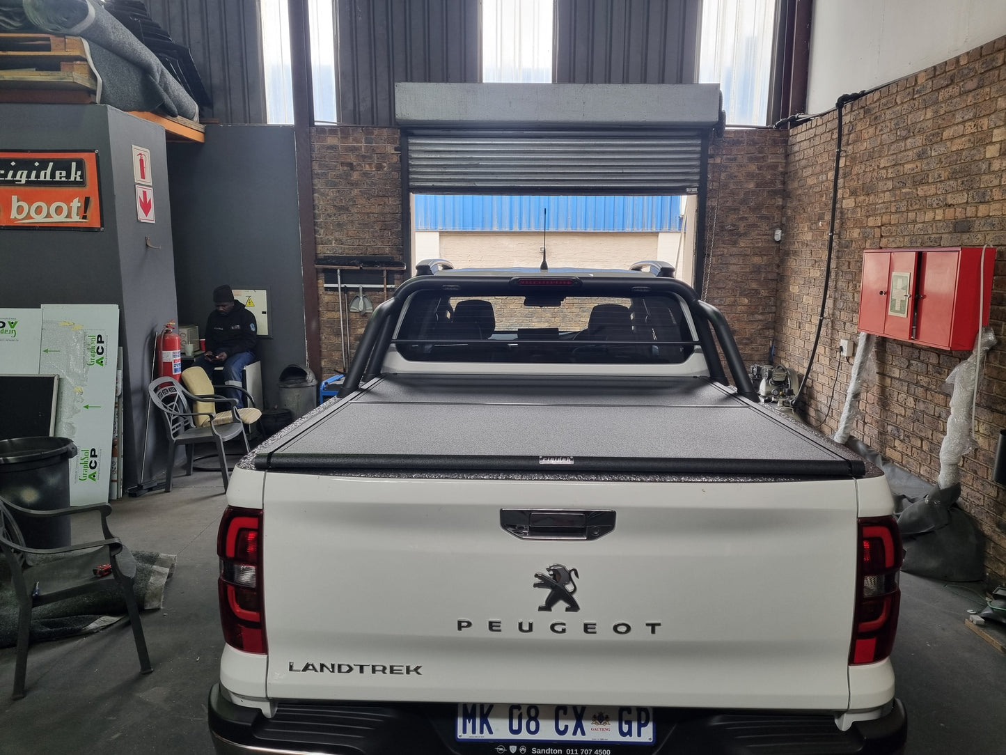 Aluminium Multiflex Hard Folding Covers -Peugeot