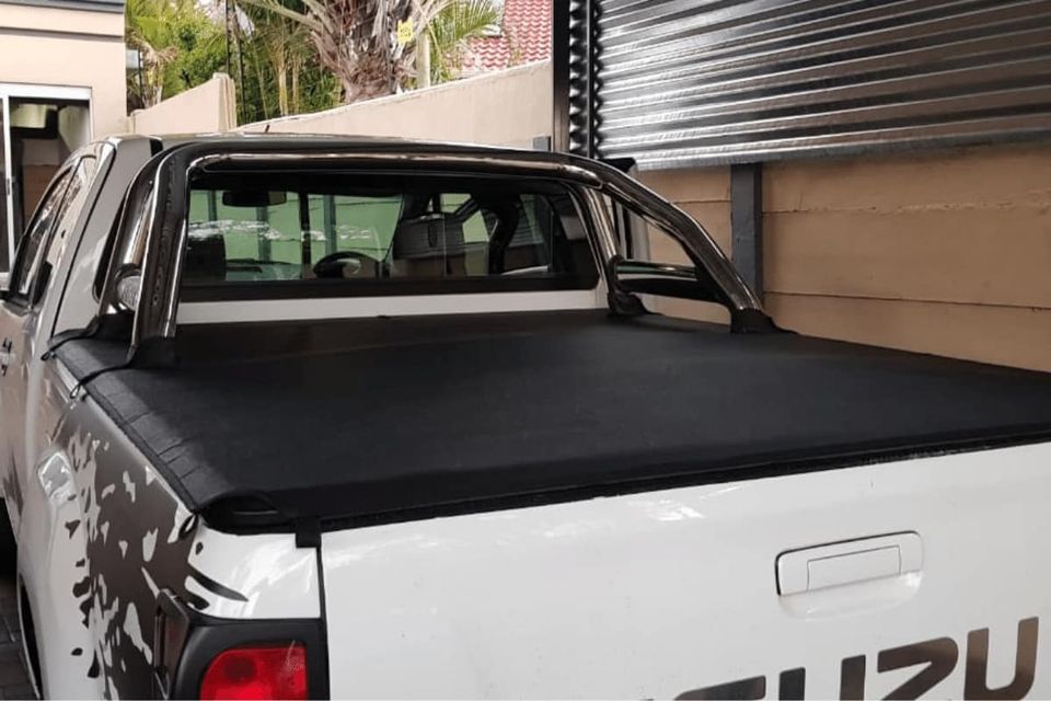 Isuzu Clip In Tonneau Cover