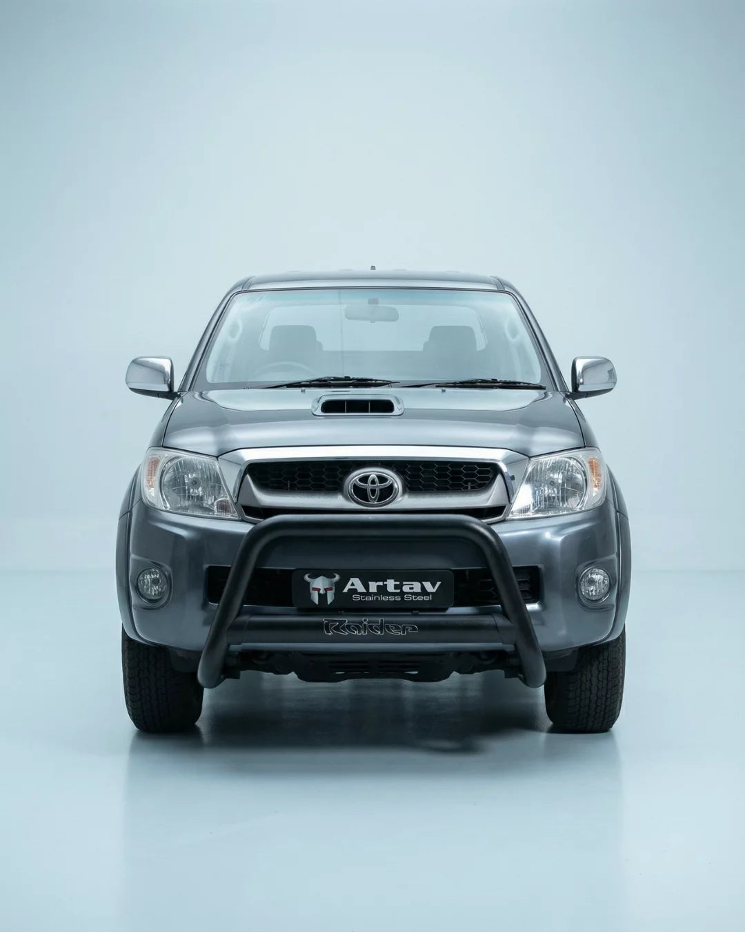 Toyota Hilux 2011 Nudge Bar Black