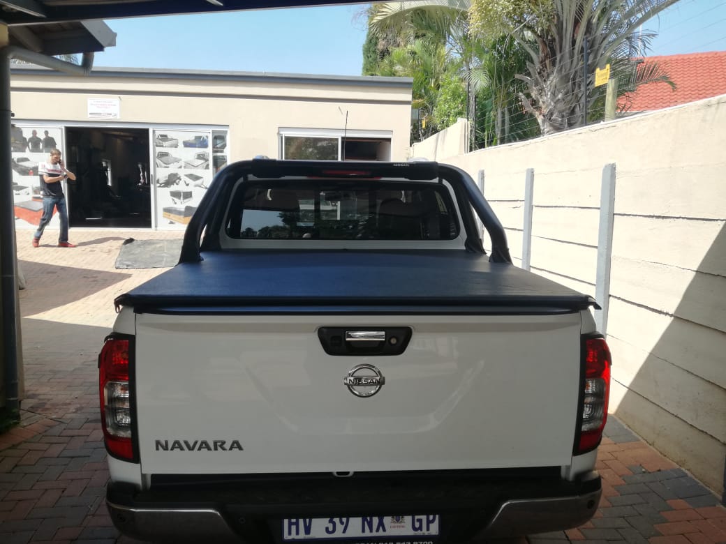 Nissan Navara  Clip On Tonneau Cover