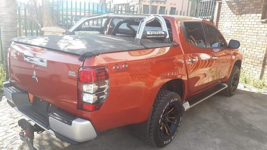 Mitsubishi Triton Clip-on Tonneau Covers