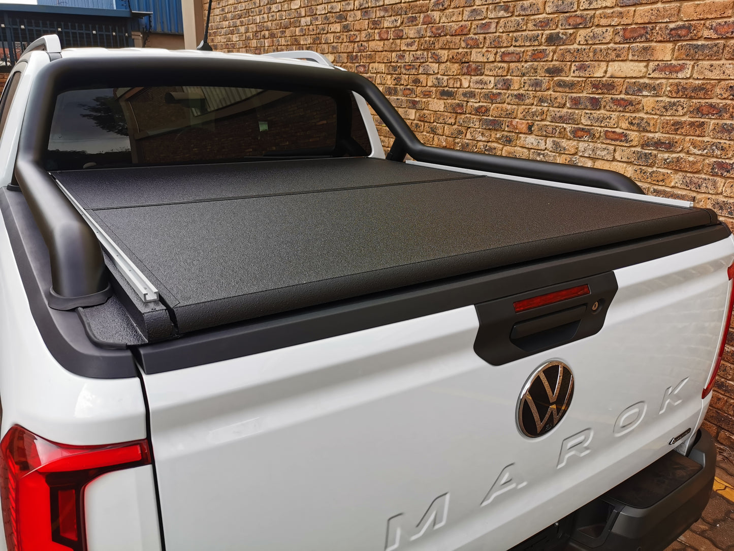 Aluminium Multiflex Hard Folding Covers - Volkswagen